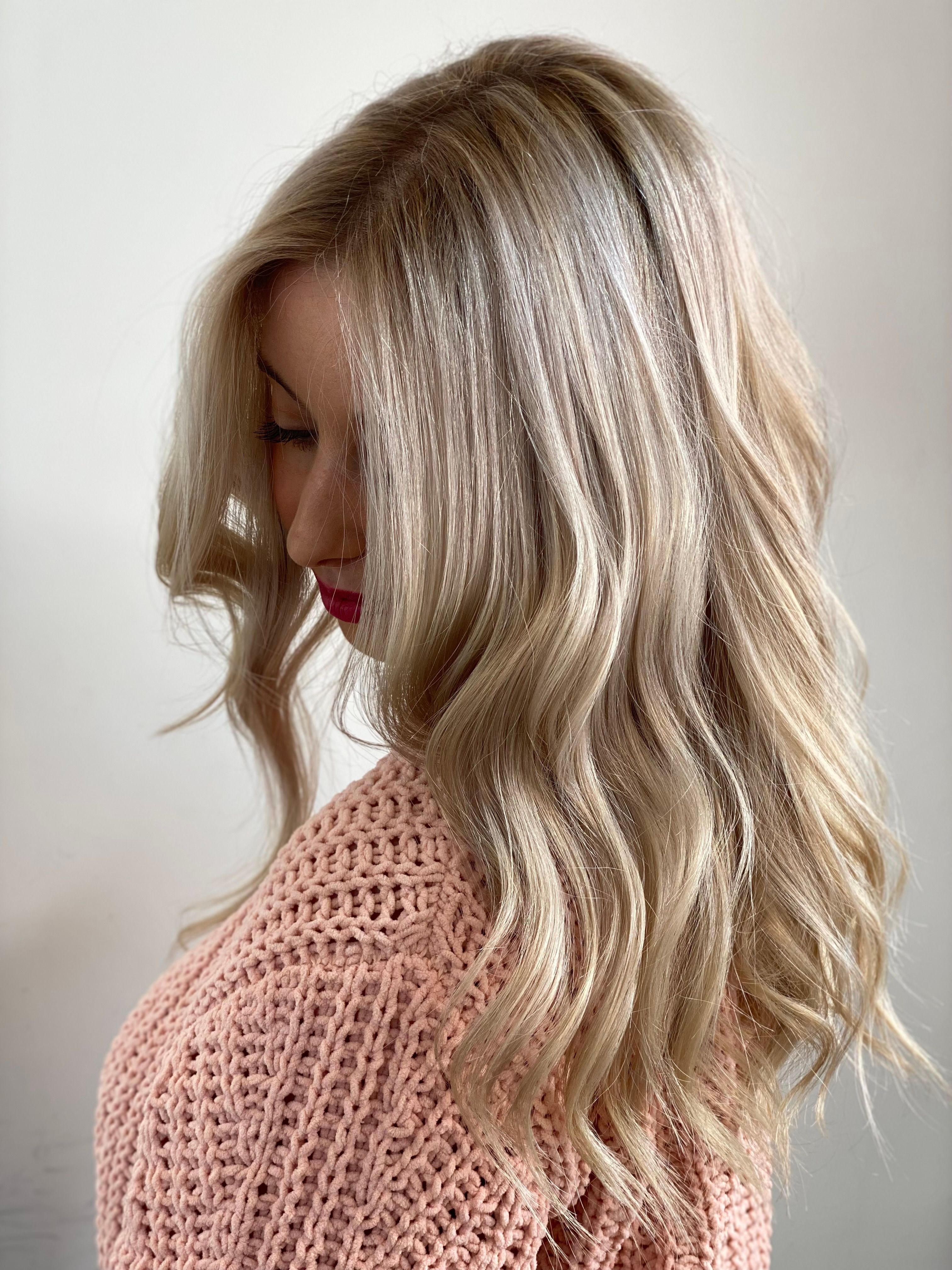 Hollywood Waves