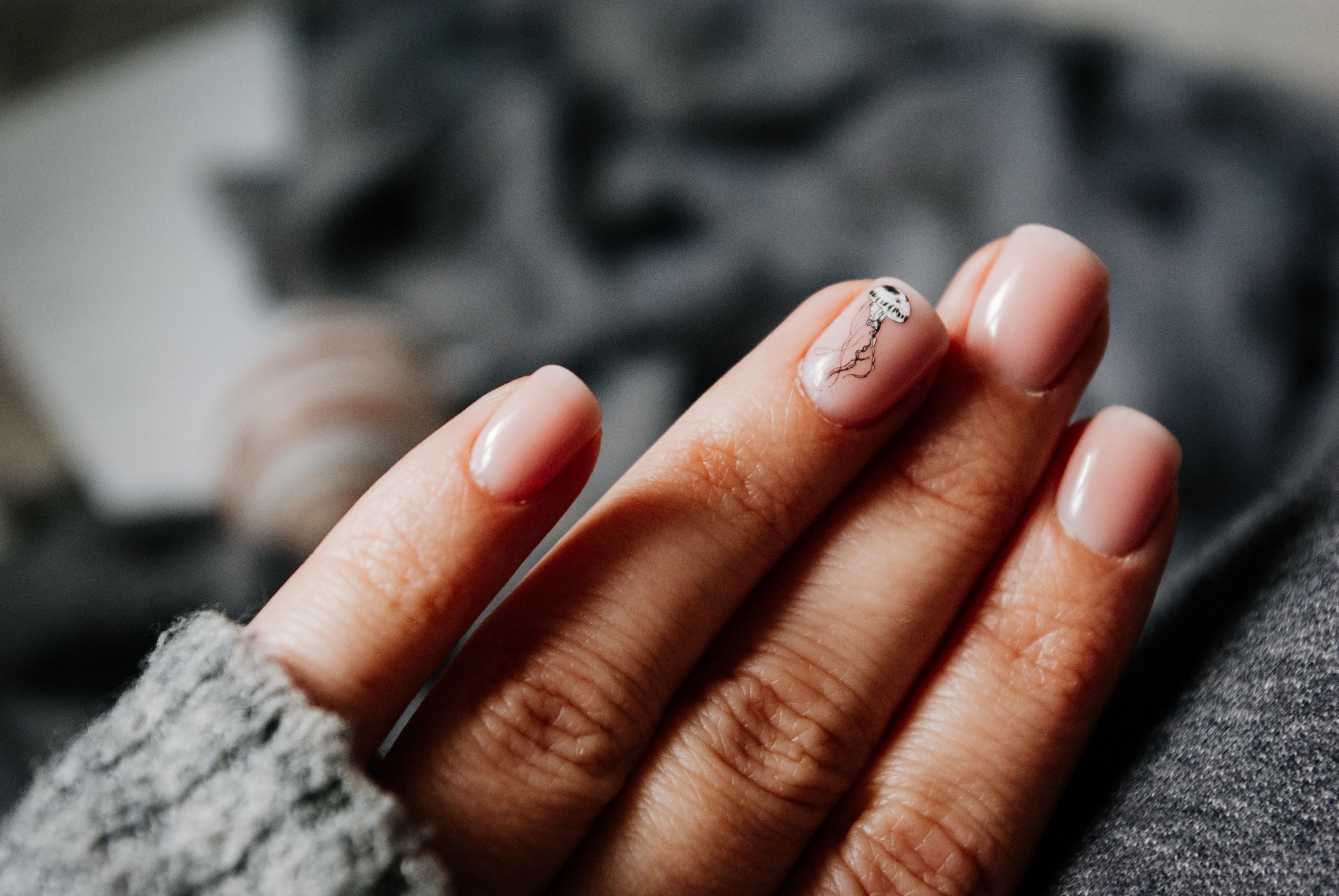 Nails 4